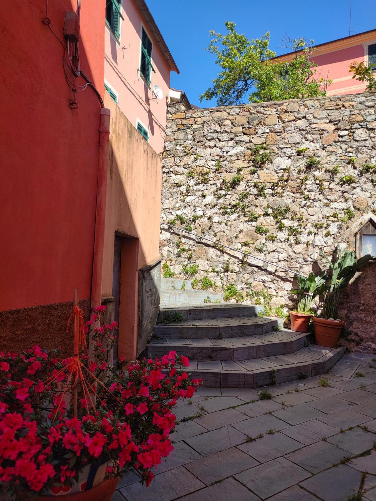 Camera Tra Le Cinque Terre, Camogli E Portofino. Vista Valle E Scorcio Mare All'Orizzonte Castiglione Chiavarese Eksteriør billede