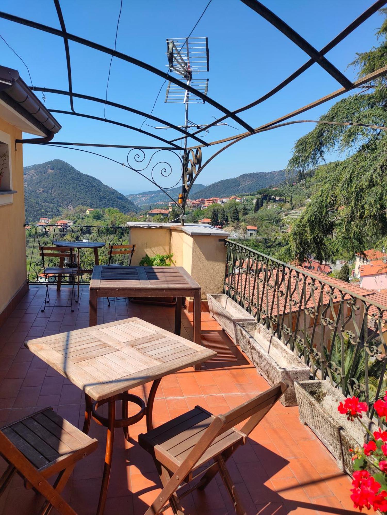 Camera Tra Le Cinque Terre, Camogli E Portofino. Vista Valle E Scorcio Mare All'Orizzonte Castiglione Chiavarese Eksteriør billede