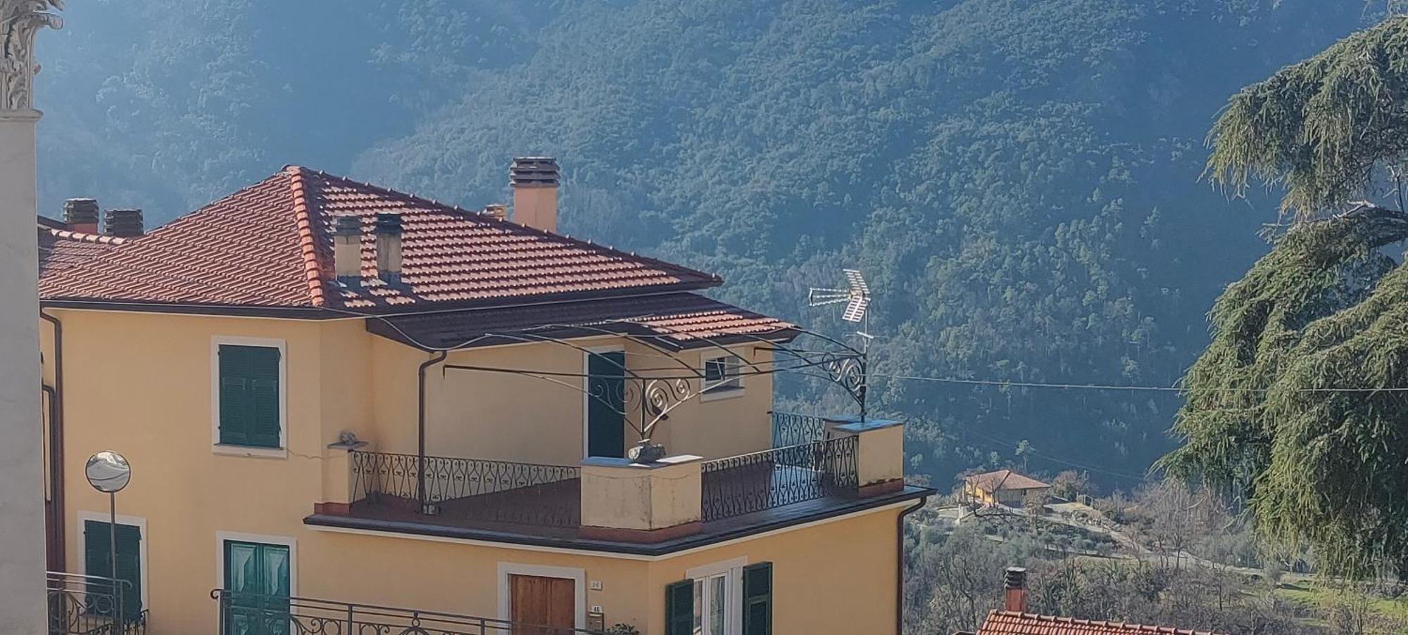 Camera Tra Le Cinque Terre, Camogli E Portofino. Vista Valle E Scorcio Mare All'Orizzonte Castiglione Chiavarese Eksteriør billede